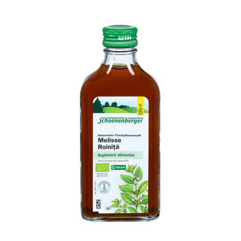 Pure fresh plant juice Lemon Balm